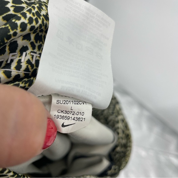 Nike gym tights Training One Sculpt 7/8 tight black leopard sz L ck3072 jaguar - Picture 11 of 11